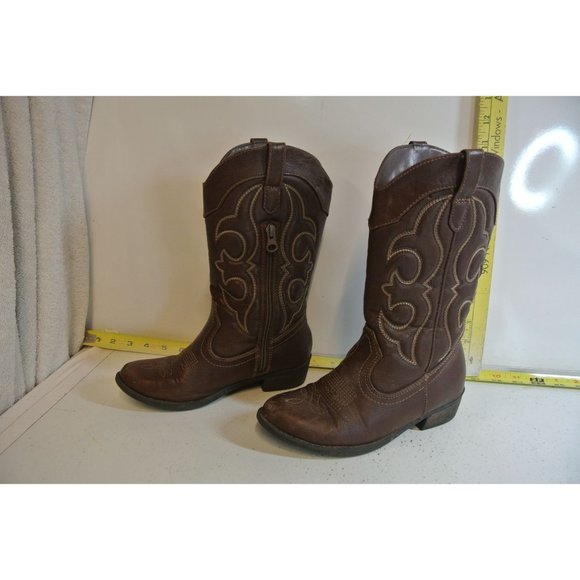 Cat and Jack Copyboy Boots Youth size 2  Reddish brown faux leather Man-made upp - Picture 1 of 9
